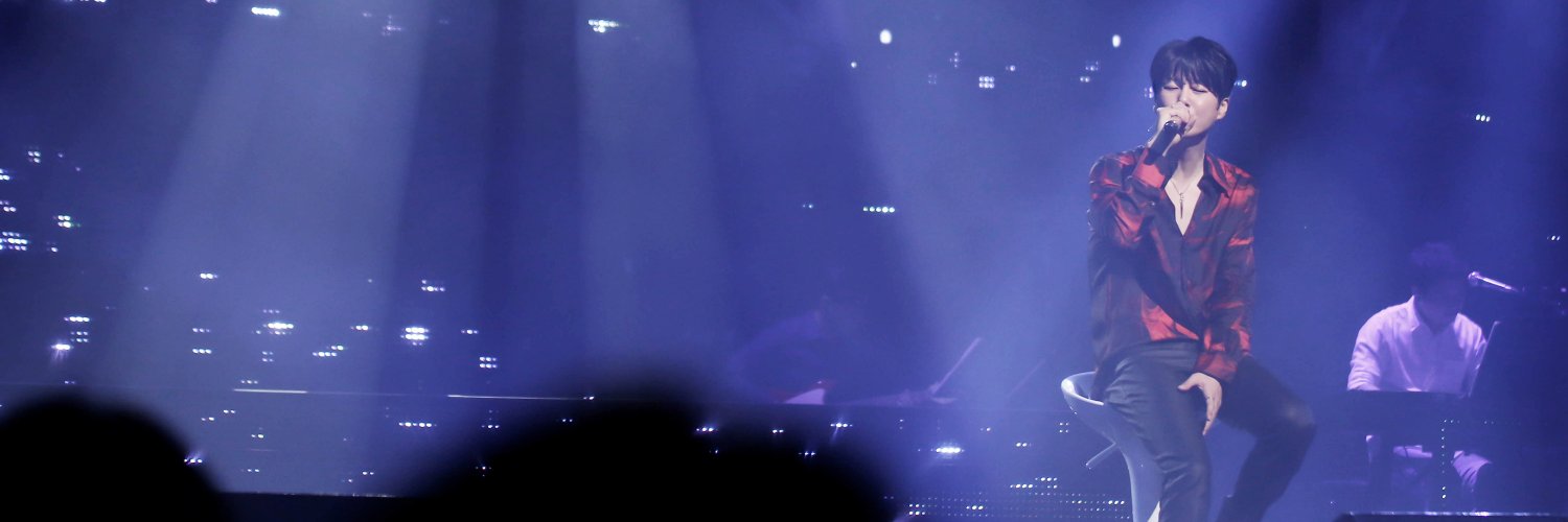 iBunsE's profile banner image