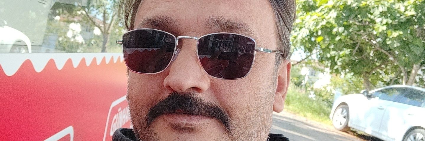 devaderlerr's profile banner image
