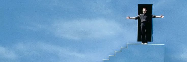 paulinecmrc's profile banner image