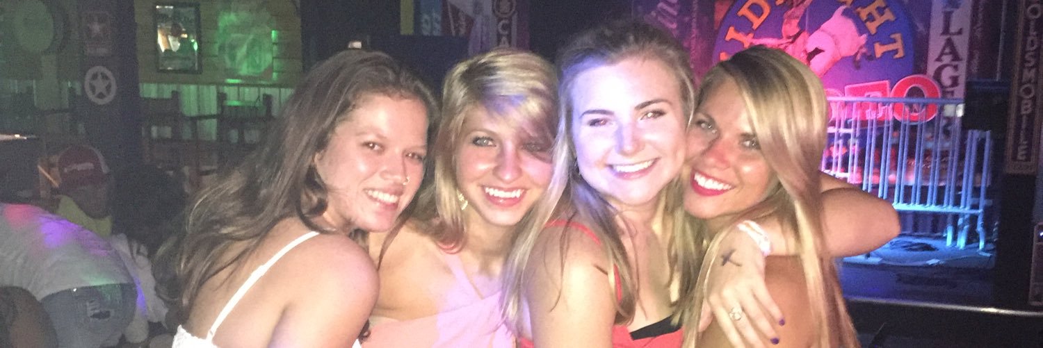 Jadee_4's profile banner image