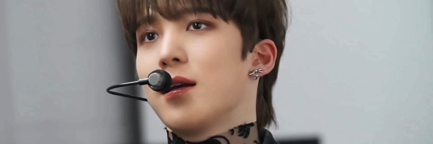 n_icha's profile banner image