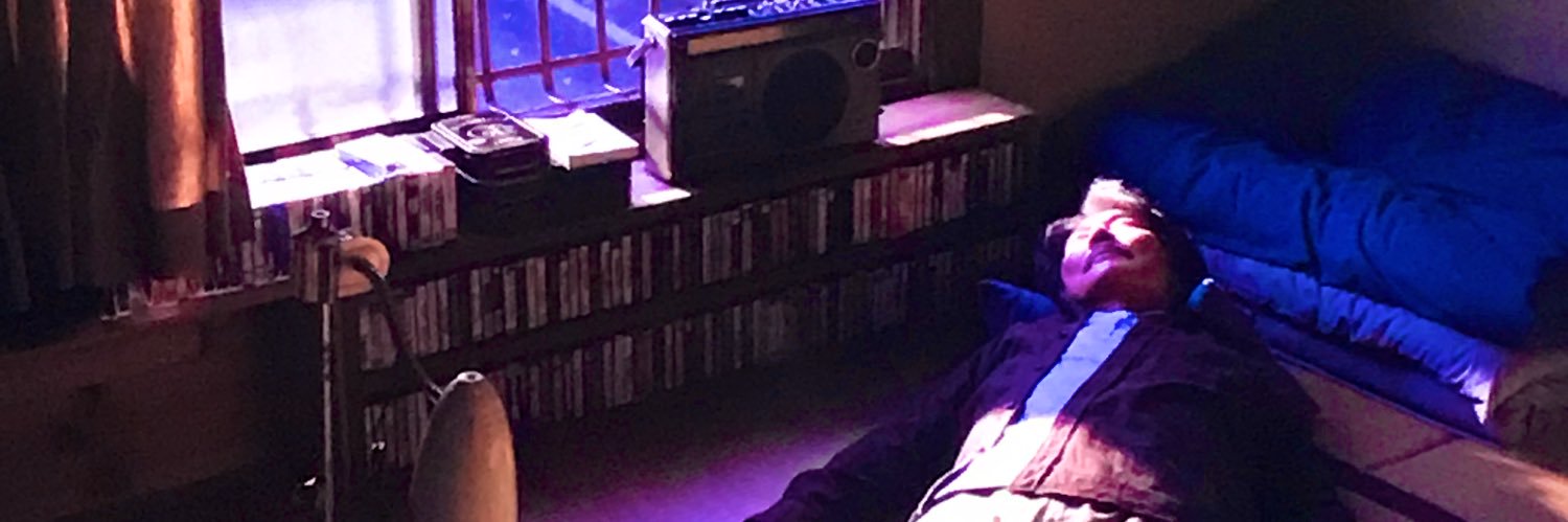 queroleiteninho's profile banner image