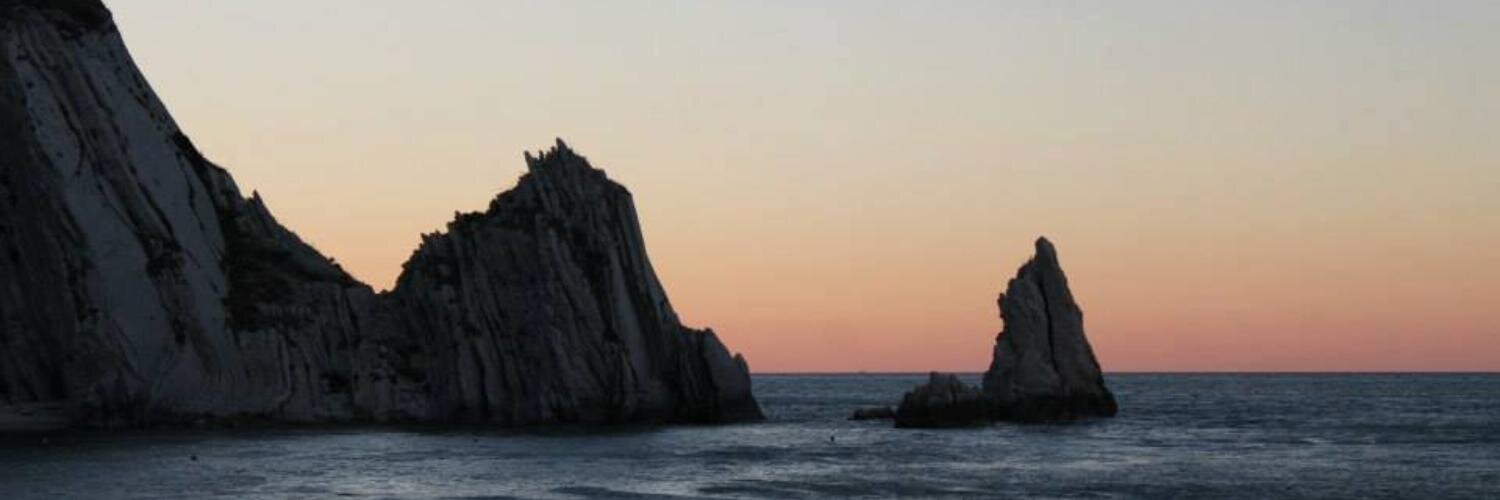 mrttrt's profile banner image