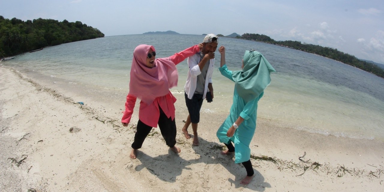AyuSelviani's profile banner image