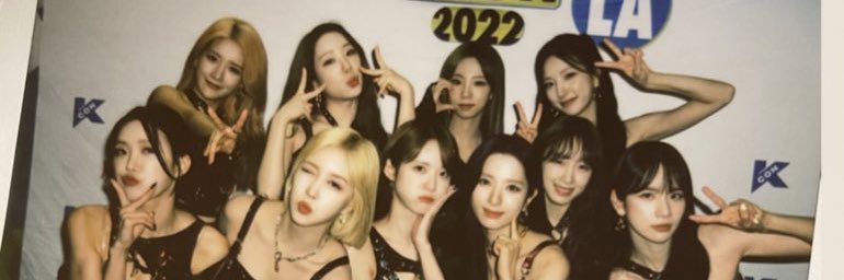 debbokjy's profile banner image