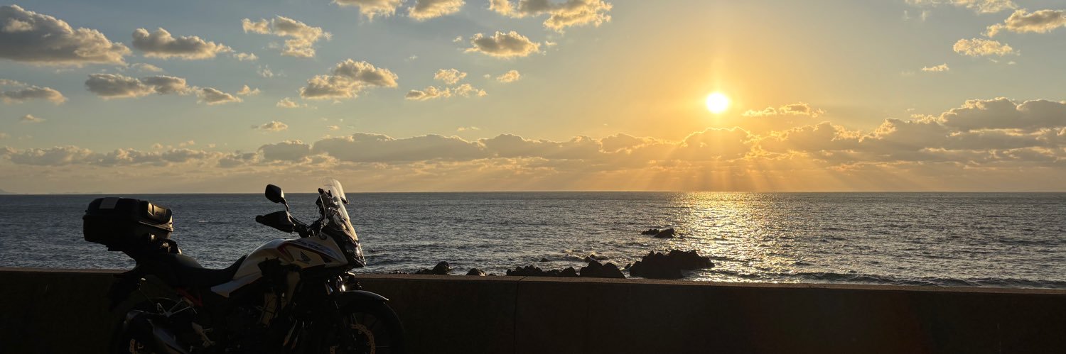 海千山千 / 400X banner