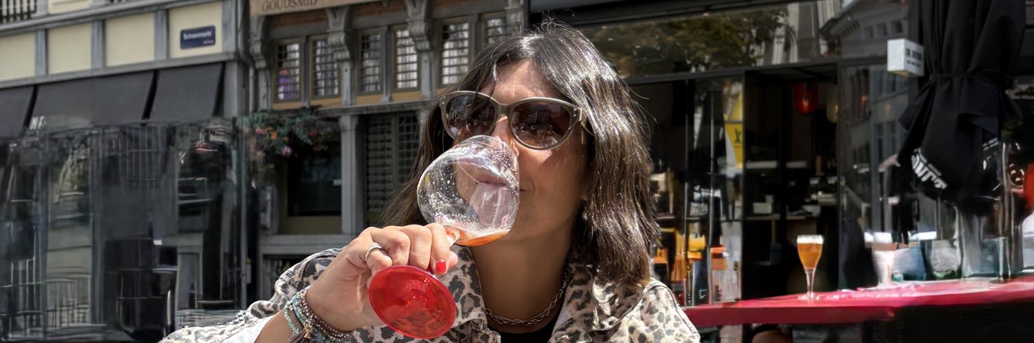 madelrios's profile banner image