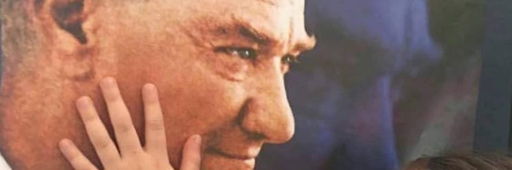 merveuzzunn's profile banner image