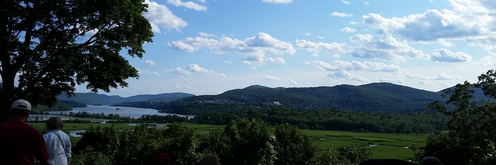 Hudson Valley Gal🐱🌹☕ banner