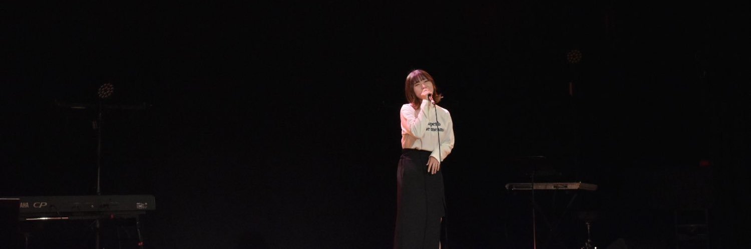 singer_ami_'s profile banner image