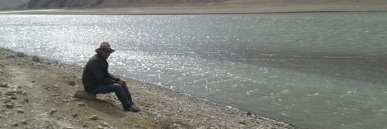 iqbalyatoo's profile banner image