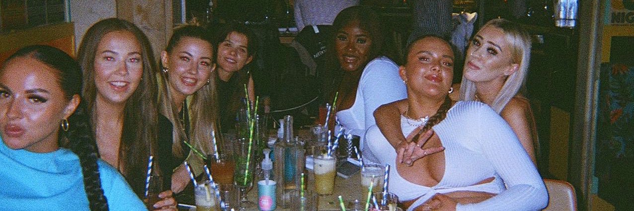 Chloe X banner