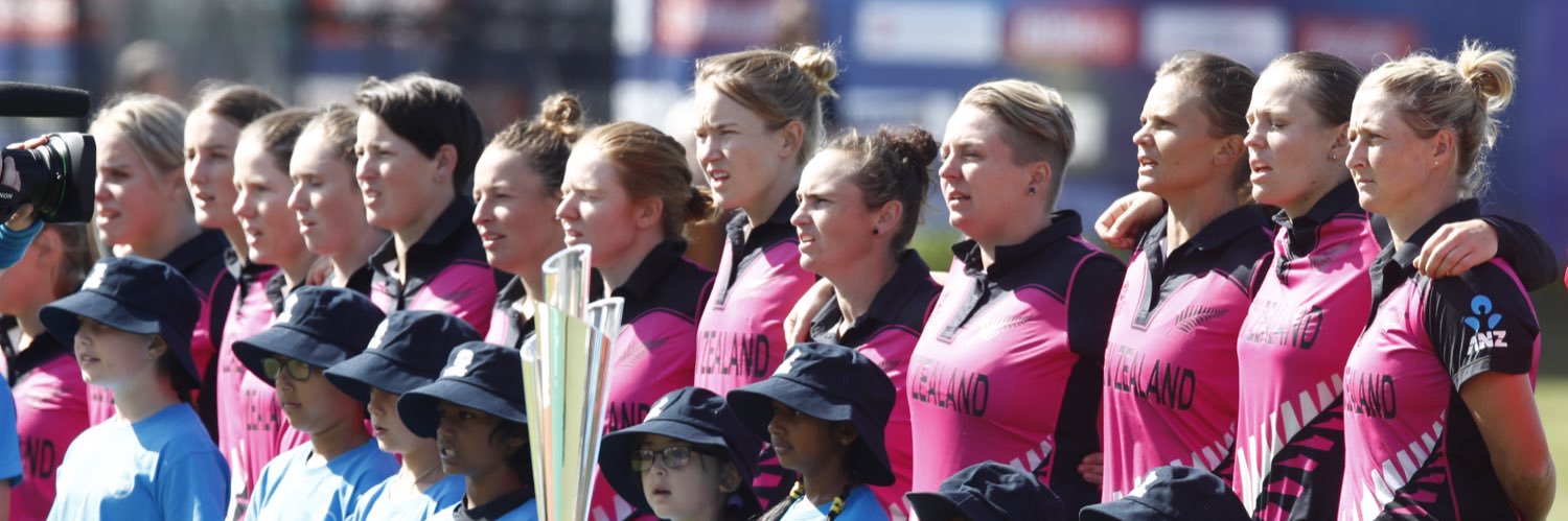 Sophie Devine banner