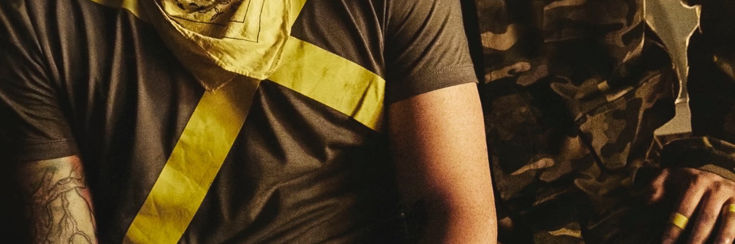 clique circle banner