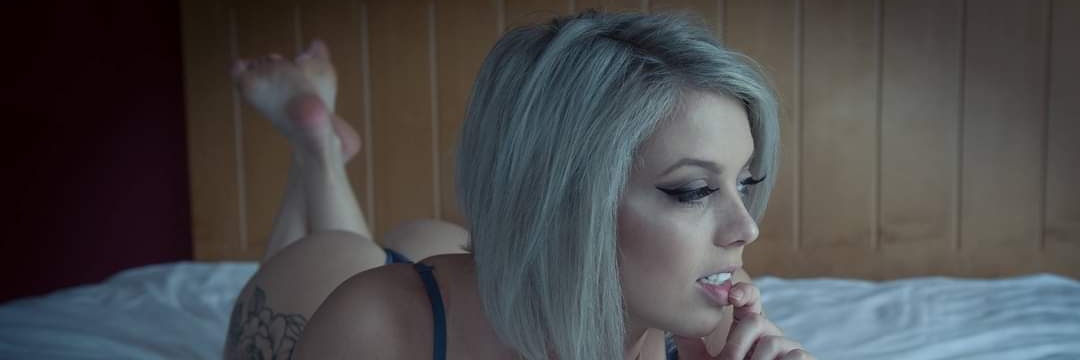 Sissy_Lissa's profile banner image