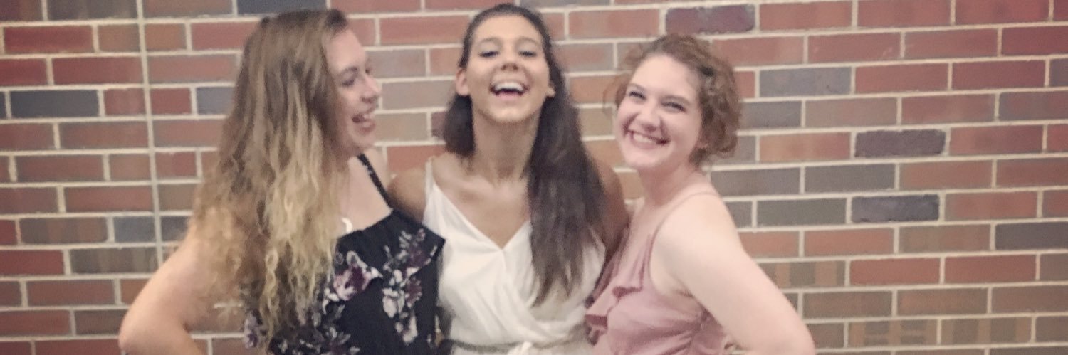 Chelsea_Elise04's profile banner image
