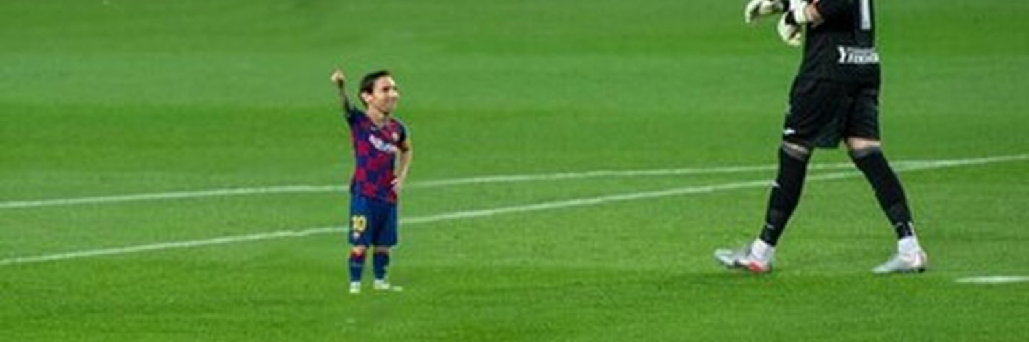 Julicalaa's profile banner image