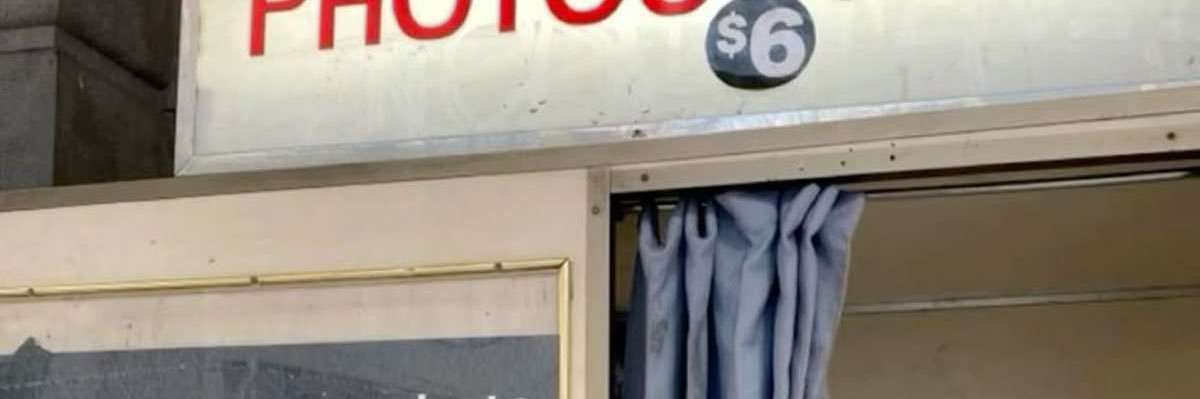 lala banner