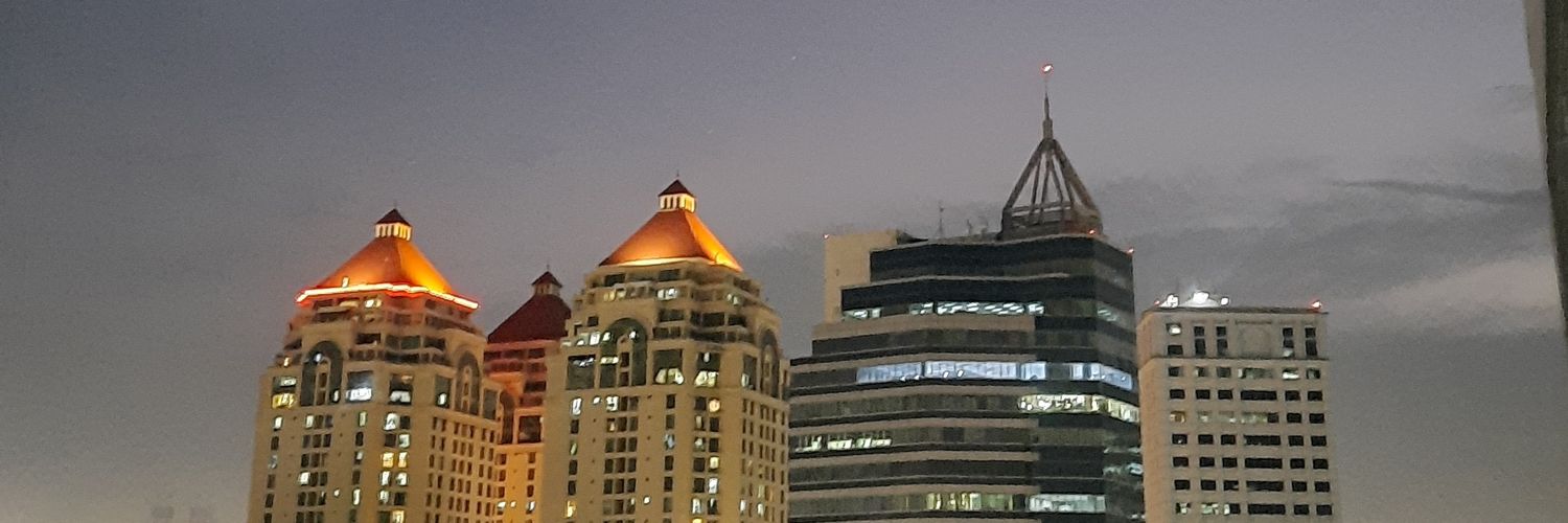 diahretno97's profile banner image