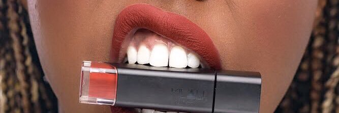 Kilali on ‘em lips like liquour banner