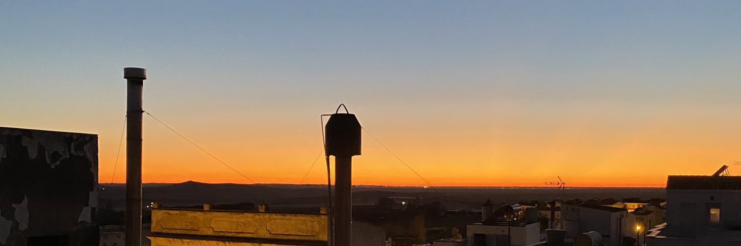MerceditaLuza's profile banner image