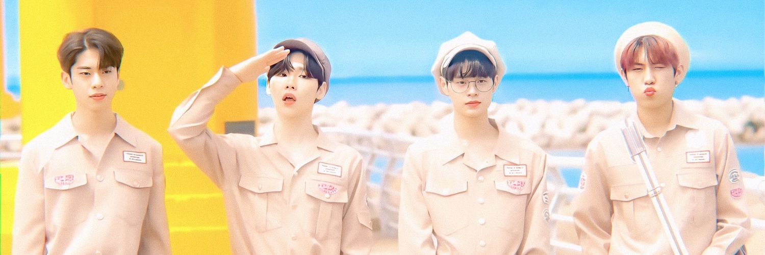4Dovely's profile banner image