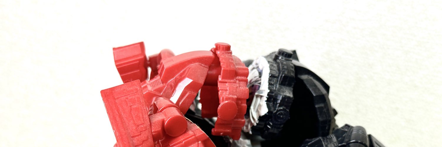 マスタ ロゴ助(イザ神⚔️)/創作活動中で、低浮上かも banner