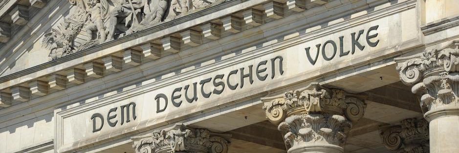 BANKS 🌍☮️ banner