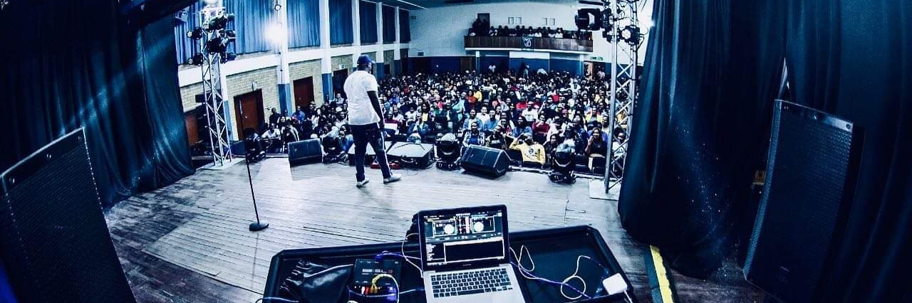 skhumbi's profile banner image