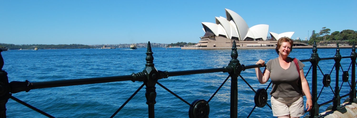 allofatizzy's profile banner image