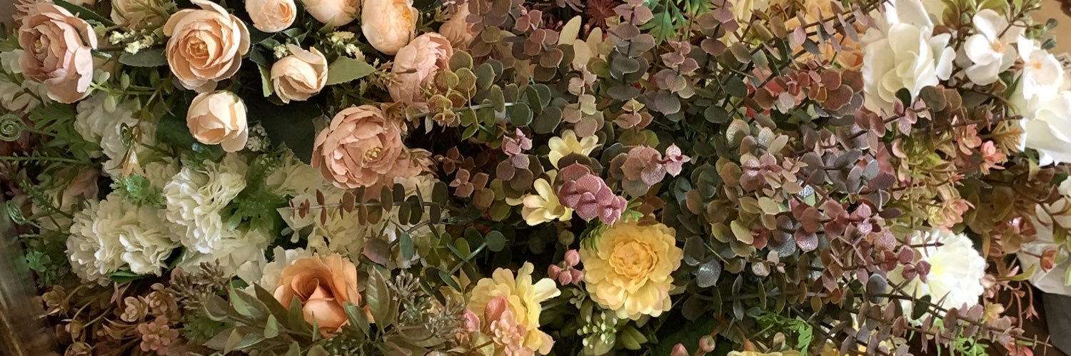 vananeyl's profile banner image