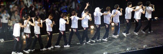 LinhTeuk18's profile banner image