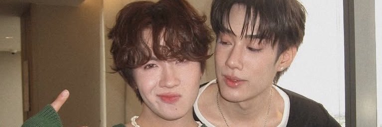 aphun_'s profile banner image