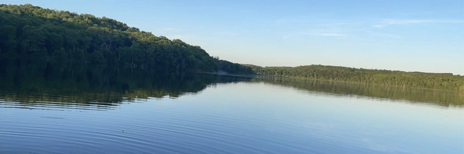 lil_em2's profile banner image