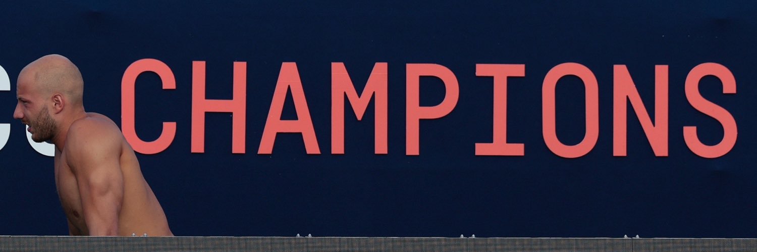Total Waterpolo's banner