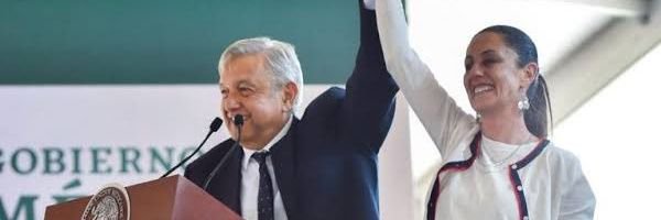 Roxane_mx Profile Banner