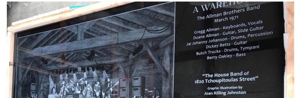 DeOleBear ✌️🎸🌻 banner