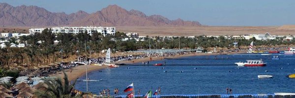 Ressy_16 Profile Banner