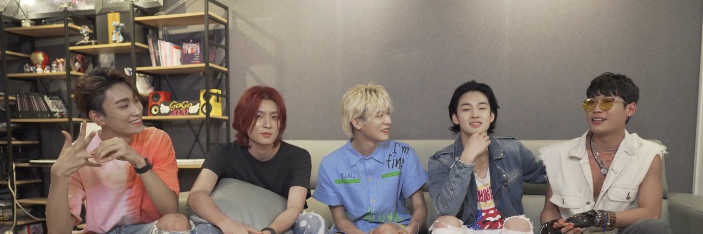 dear2z's profile banner image