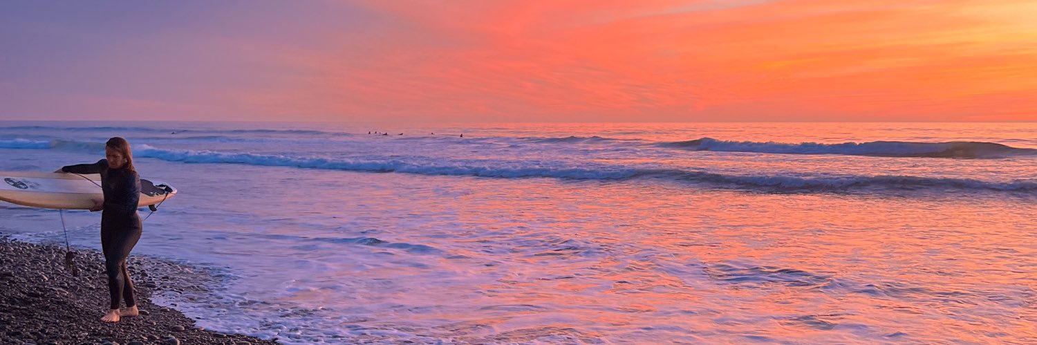 karinannette28's profile banner image