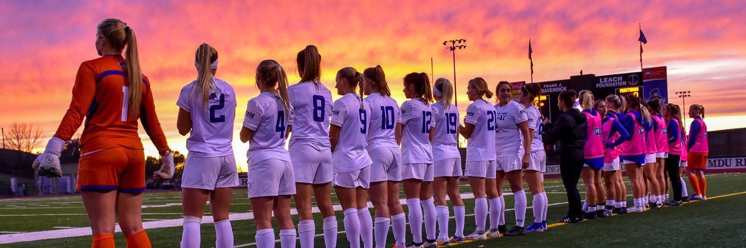 malia_ann9's profile banner image