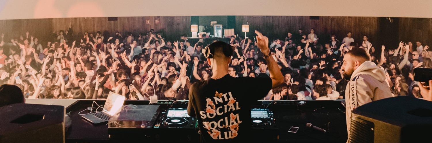 deejaykikas's profile banner image