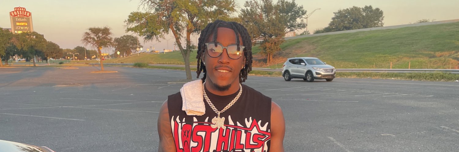 Maezion Henix banner