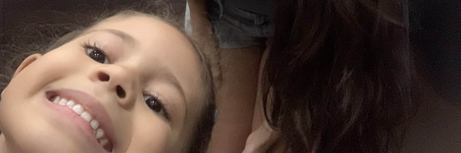 caroline_csv's profile banner image