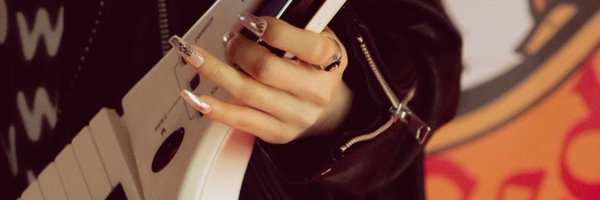 rainstopswhen Profile Banner