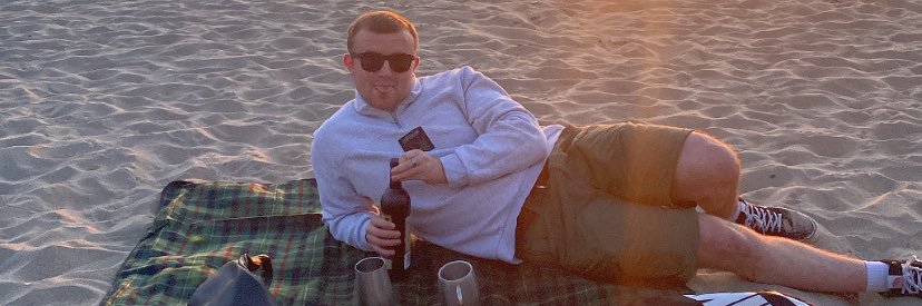 amynclark's profile banner image