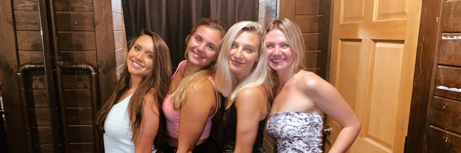 eemmaelaine's profile banner image