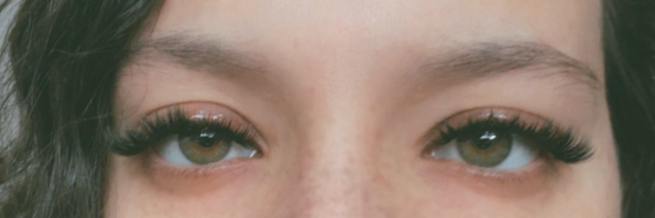 anadiaunique's profile banner image