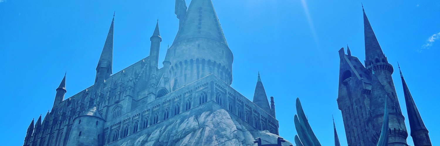 TaniaF⭐️🌈💫🙋‍♀️💙 banner