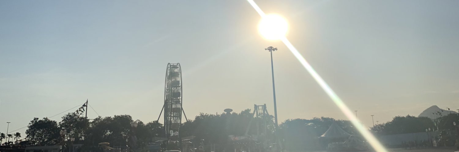 trearcherous's profile banner image